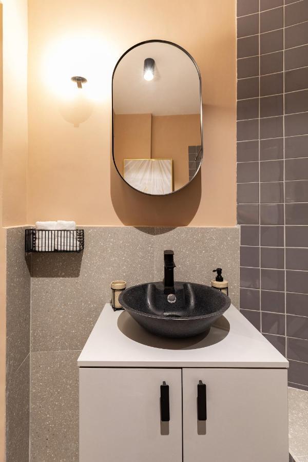 Qult - Orient Express Apartman Bukarest Kültér fotó